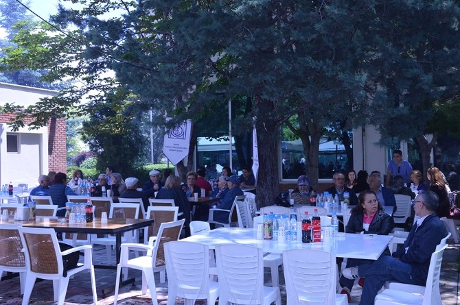 Makina Mühendisleri Yaptıkları Piknikle ’Yaza Merhaba’ Dedi