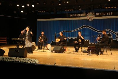 Bedia Akartürk’ten Keyifli Akşam