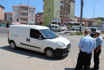 Yolun Karşısına Geçmeye Çalışan Yayaya Otomobil Çarptı