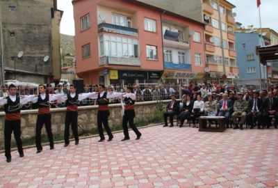 Halk Etiğim Merkezi Yılsonu Sergisi Göz Kamaştırdı