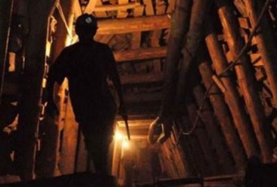 Yüzlerce madenci yer altında mahsur