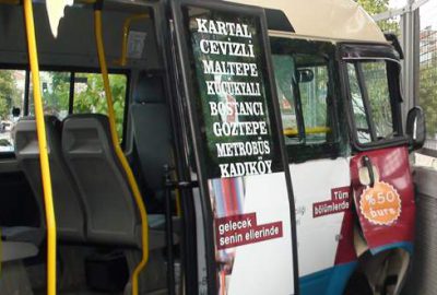 Kartal’da bir minibüs sürücüsü yol için tartıştığı iki kişinin üzerine