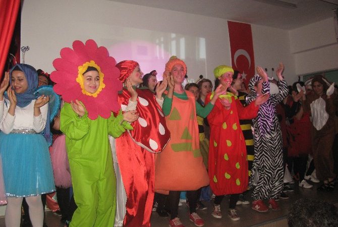 Tokat’ın Niksar ilçesinde Kırkkızlar Mesleki ve Teknik Anadolu Lisesi yıl