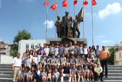 Manavgat Belediyesi’nden Çocuklara Karne Hediyesi