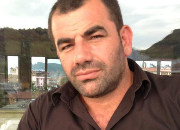 Zonguldak’ın Kozlu ilçesinde bir müteahhit, uğradığı silahlı saldırıda yaralandı.