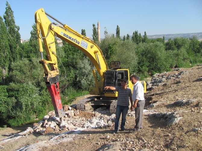 Ardıl Barajı İletim Hattı Yol Çalışması Başlatıldı Ardıl Barajı İletim Hattı Yol Çalışması Başlatıldı