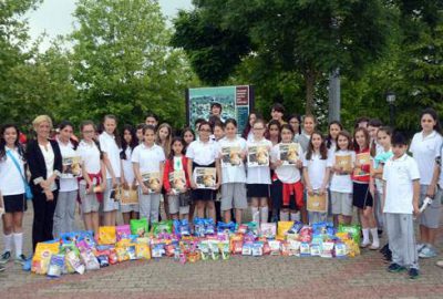 Mamalarını kapıp geldiler