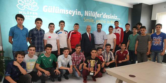 Kupa Bozbey’e geldi