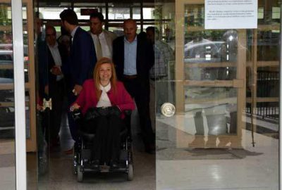 AK Parti’nin engelli milletvekili adayı oyunu kullandı