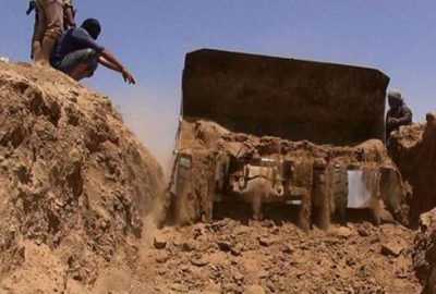 IŞİD hendek kazıyor