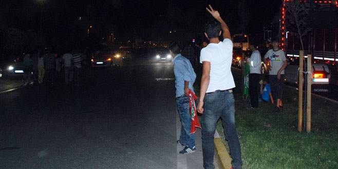 HDP’de ‘şiddetli’ kutlama: 9 yaralı