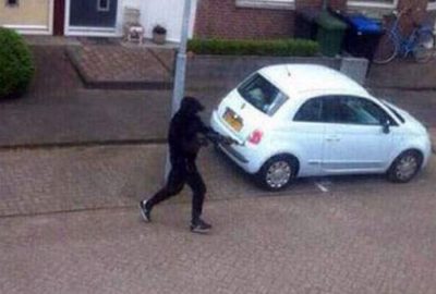 Sokak ortasında maskeli infaz