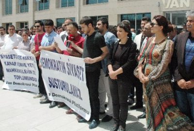 Adalet Sarayı Önünde Protesto