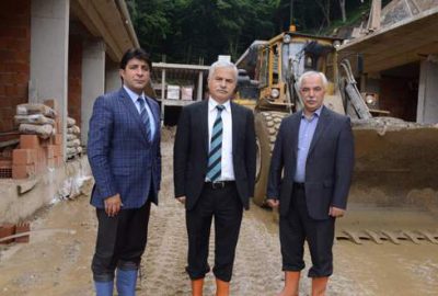 Oylat’taki selin yaraları sarılıyor