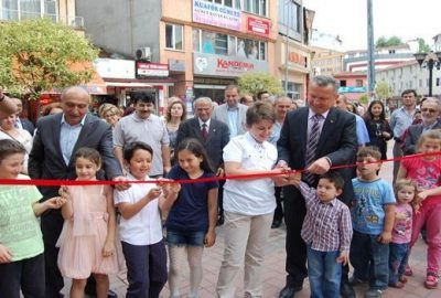 Çaycuma Belediyesi’nden Ebru Sergisi