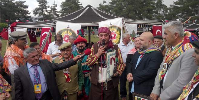 Karagöz Şenliği’nde renkli görüntüler