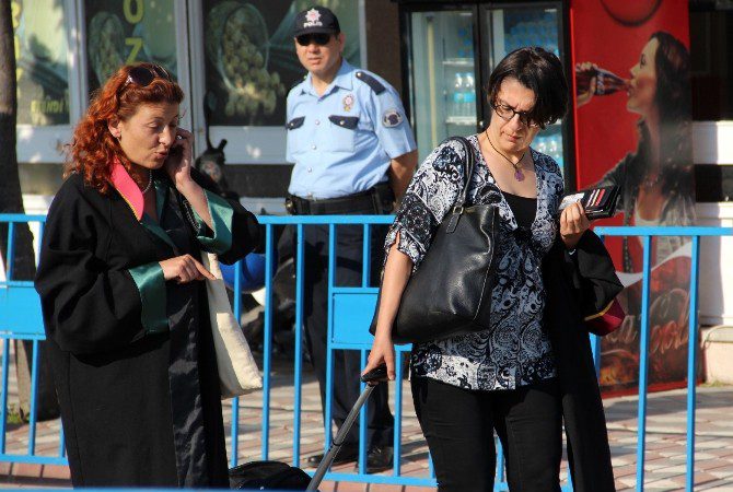 Soma Davasının İkinci Duruşması Başladı Manisa’nın Soma ilçesinde, geçen yıl 13 Mayıs’ta 301 işçinin hayatını