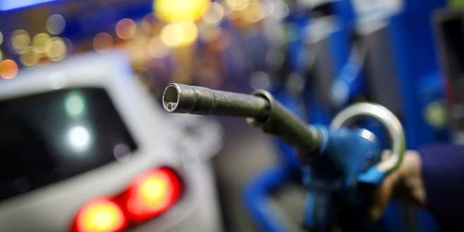 Benzin ve motorin fiyatları Mayıs’ta arttı