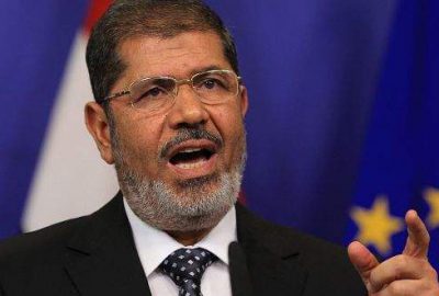 Mursi’ye bir müebbet, bir idam cezası