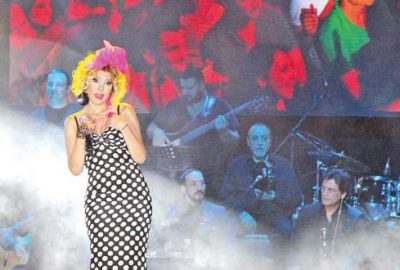 Kapanışı Gülben yaptı