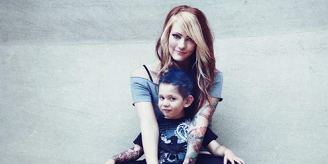 Dövmeli anneye emzirme yasağı