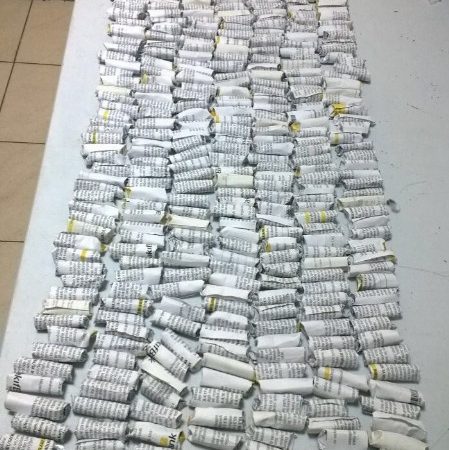 Adana’da bir kişi, 409 rulo esrar ile yakalandı. Edinilen bilgiye