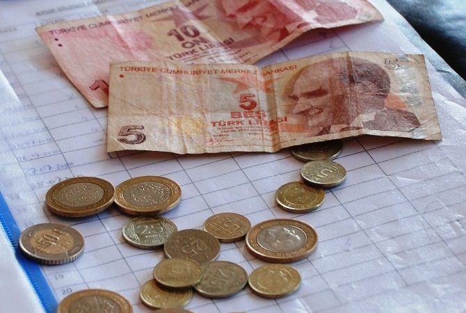 Özellikle camilerin çevresini mekân tutan dilencilere karşı tüm tedbirlerin alındığını