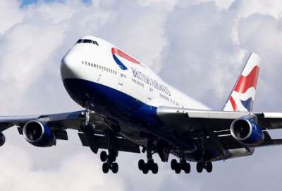 Uçaktan ceset düştü