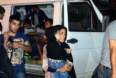 Çanakkale'de yasa dışı yollardan yurt dışına kaçmaya çalışan 53 kişi