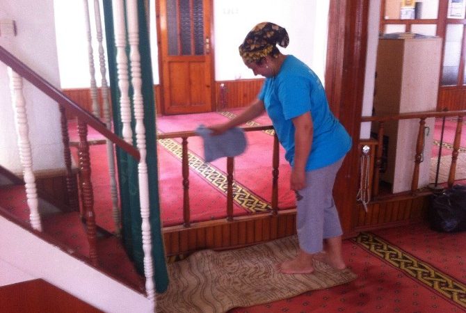 Tekirdağ merkez ilçe Süleymanpaşa Belediyesi, vatandaşların camilerde temiz ve rahat