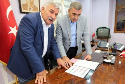 Pamukova Belediyesi Başkanı Cevat Keser ile bir araya gelen Başkan