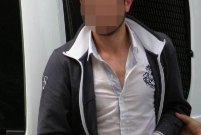 Samsun’da şüphe üzerine yapılan aramada tabancayla yakalanan genç gözaltına alınarak