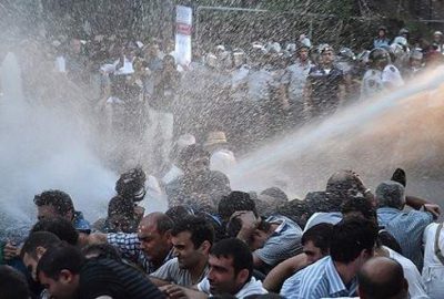 Elektrik zammı protestolarına sert müdahale