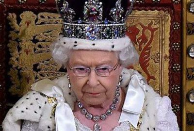 Kraliçe kalacak yer arıyor!