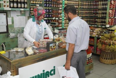 Kocaeli Büyükşehir Belediyesi’nin yardım alan ihtiyaç sahibi vatandaşlar 41 kart