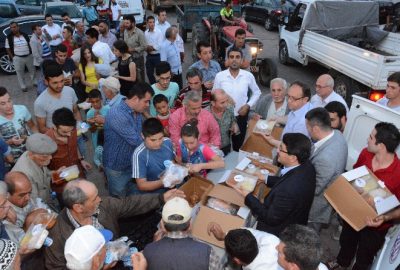 Şehzadeler Belediye Başkanı Ömer Faruk Çelik, Sancaklıbozköy halkı ile iftar