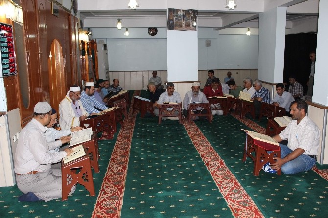 Mukabeleler Yoğun İlgi Görüyor