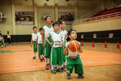 2014-2015 Eğitim-öğretim yılının tamamlanmasıyla birlikte yaz tatiline giren öğrenciler boş