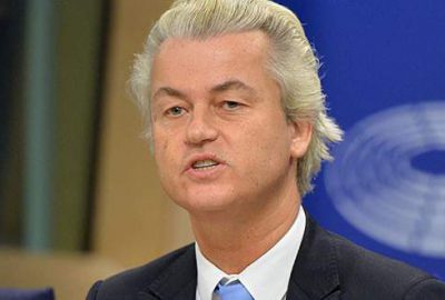 Wilders İslam karşıtı karikatürleri televizyonda yayınladı
