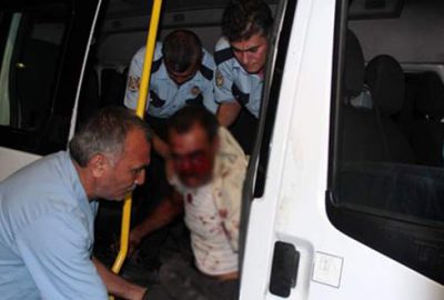 Adana’da psikolojik sorunları olduğu öğrenilen adam, kendisini aldattığı iddiasıyla imam