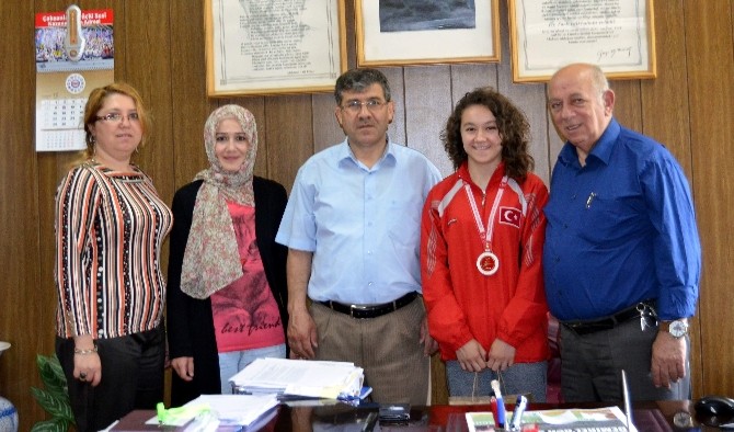 Dünya Şampiyonu İlknur Gedik, Tekrar Milli Takım’a Seçildi