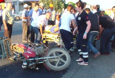 Gelişi güzel park edilen kamyonlar ölüme davetiye çıkarıyor