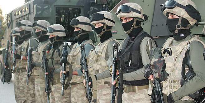 Diyarbakır’da terör örgütü operasyonu: 11 gözaltı