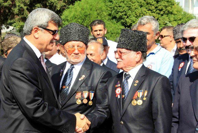 Kocaeli Büyükşehir Belediye Başkanı İbrahim Karaosmanoğlu bir mesaj yayınlayarak İzmit’in