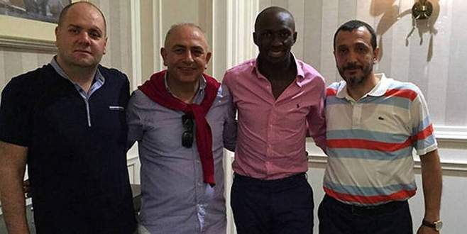 Trabzonspor, M’bia ile anlaştı