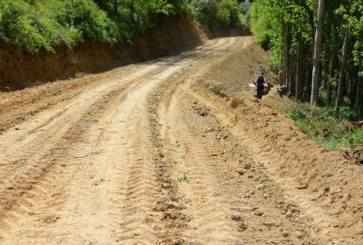 Malatya Büyükşehir Belediyesi, Doğanşehir ilçesinde sürdürdüğü yeni yol açma, genişletme