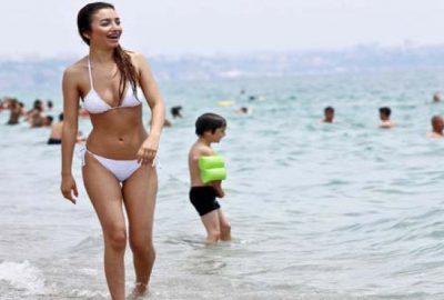 Oyunu atan plaja koştu