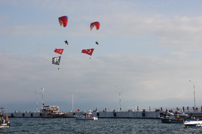 Kabotaj Bayramı’ndan Renkli Görüntüler Sinop’ta Kabotaj Bayramı dolayısı ile çeşitli etkinlikler düzenlendi. Sinop İskele