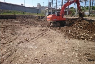 Kocaeli Büyükşehir Belediyesi tarafından Kandıra Cezaevi’nde sentetik halı saha yapımına