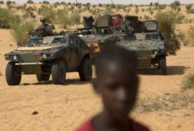 Taciz iddiaları 2 askeri görevinden etti